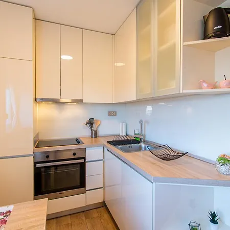 Flexible Selfcheckins 43 - Zagreb - Luxury - Parking - Loggia - Brand New Apartment Exterior photo
