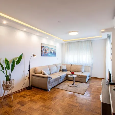 Flexible Selfcheckins 43 - Zagreb - Luxury - Parking - Loggia - Brand New Apartment Exterior photo