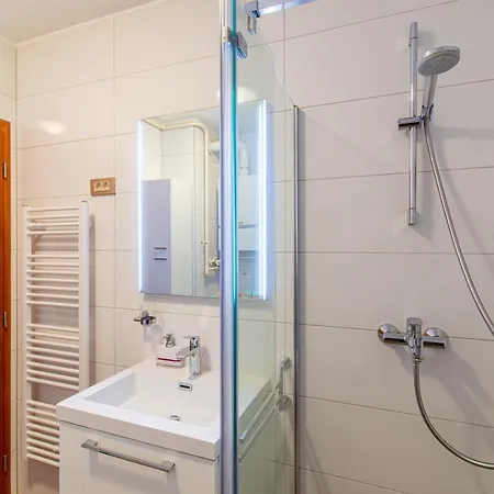 Flexible Selfcheckins 43 - Zagreb - Luxury - Parking - Loggia - Brand New Apartment Exterior photo