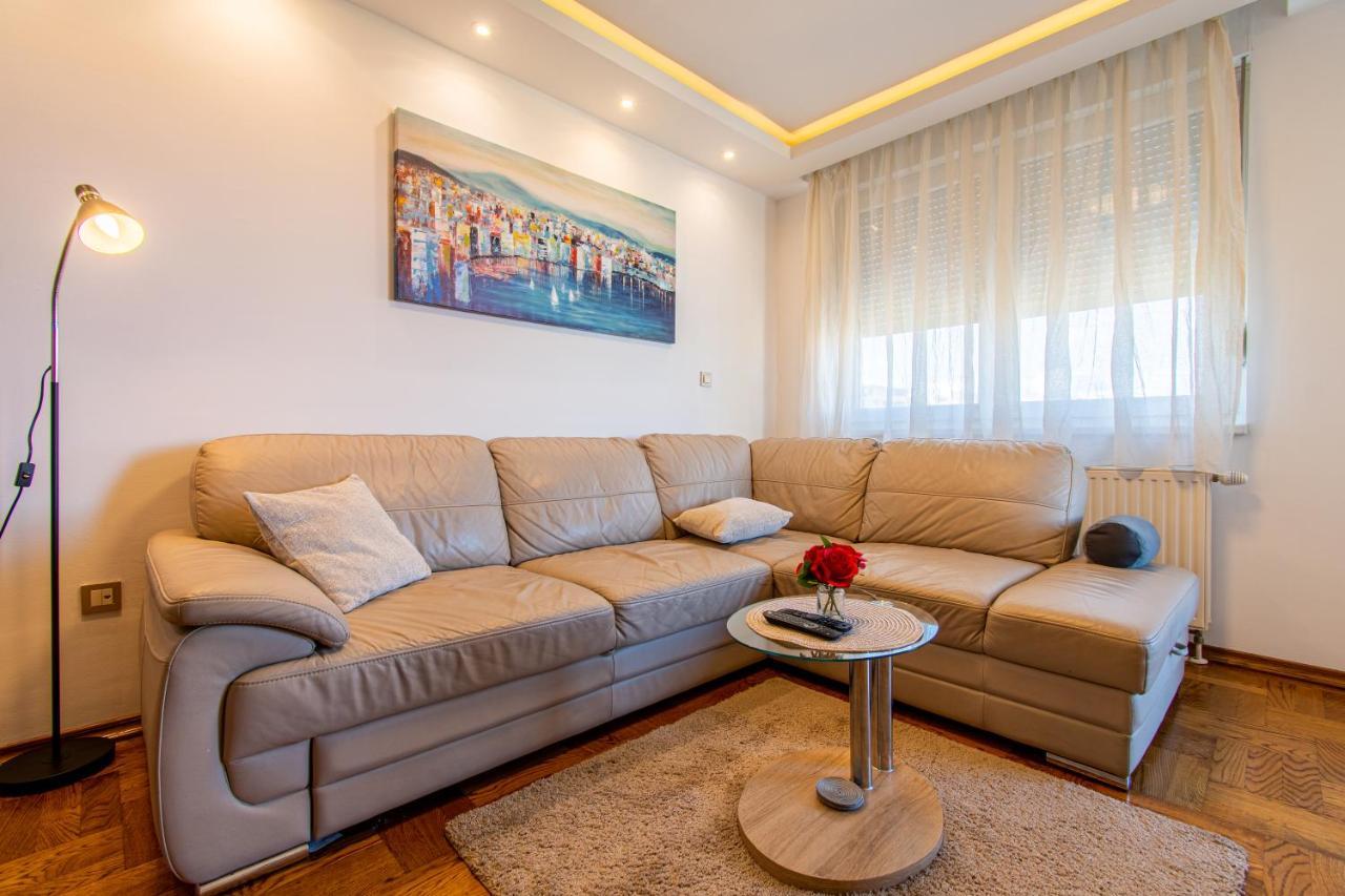 Flexible Selfcheckins 43 - - Luxury - Parking - Loggia - Brand New Zagreb